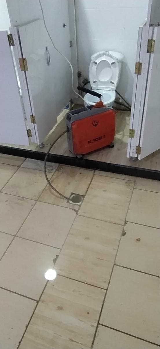 Ekonomik Su Tesisatı - dus gideri tikanikligi acma